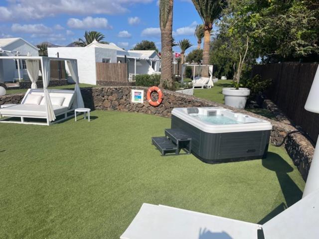 Villas New Lanzasuites Playa Blanca  Exterior photo