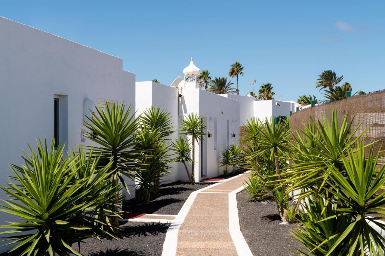 Villas New Lanzasuites Playa Blanca  Exterior photo