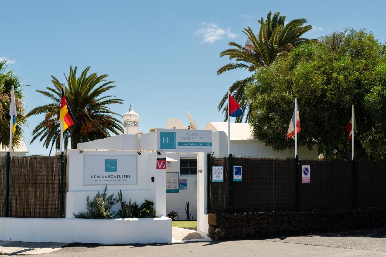 Villas New Lanzasuites Playa Blanca  Exterior photo