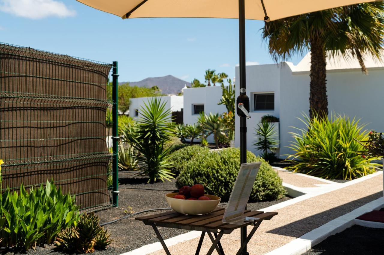 Villas New Lanzasuites Playa Blanca  Exterior photo